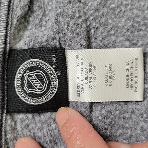 NHL Colorado Avalanche Zip Up Hoodie - Picture 3 of 11